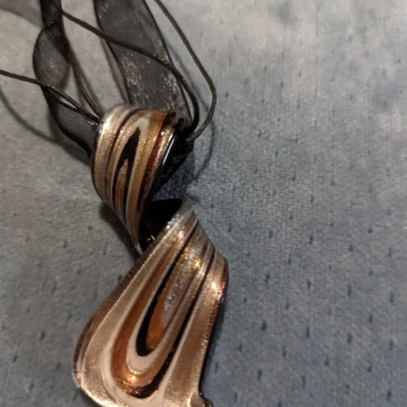 Necklace - Picture 2 of 2